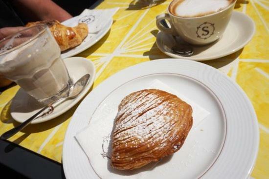 Da Polly A Piazza Amedeo Bed and Breakfast Napels Buitenkant foto